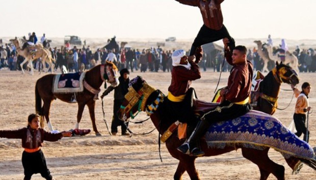 افتتاح الدورة 57 للمهرجان الدولي للصحراء بدوز